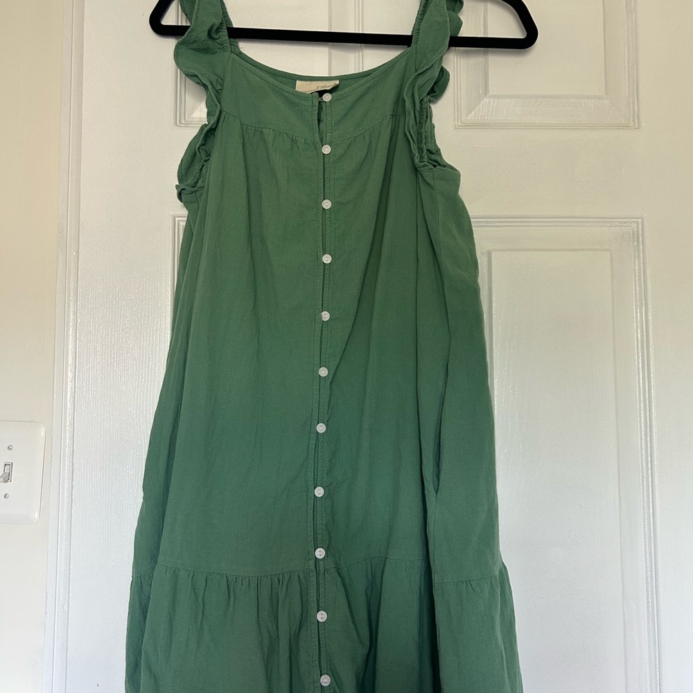 Universal Thread Green Sleeveless Button-Down Dress